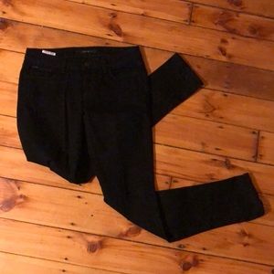 Joes black style Chelsea size 28 like new jeans